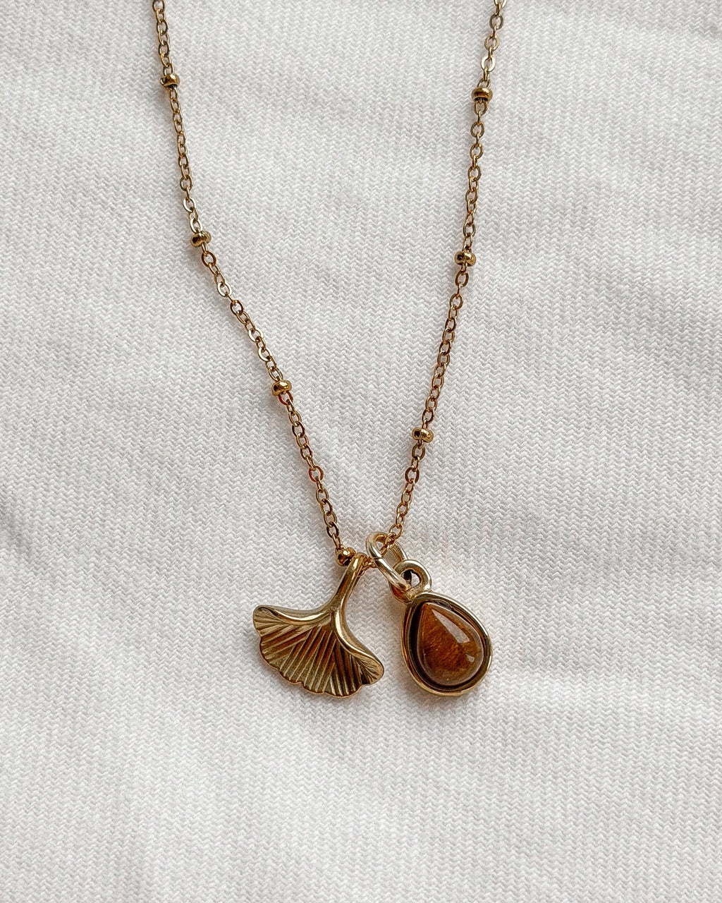 GINKGO TIGER EYE NECKLACE
